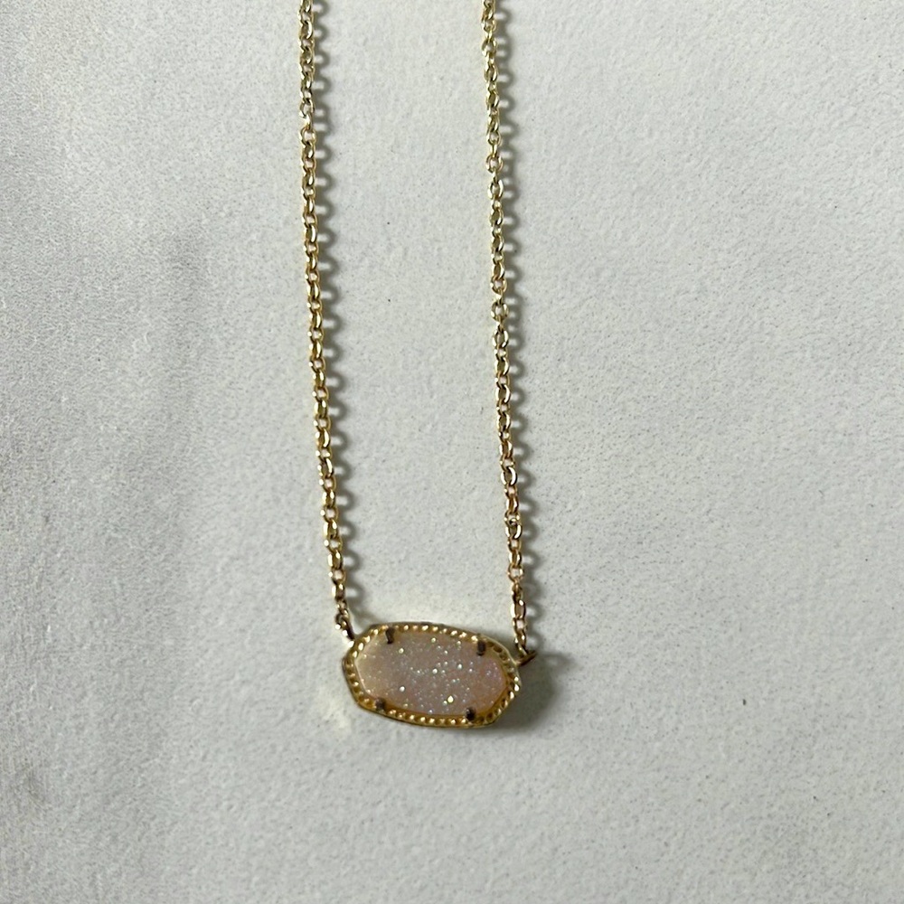 Kendra Scott Necklace